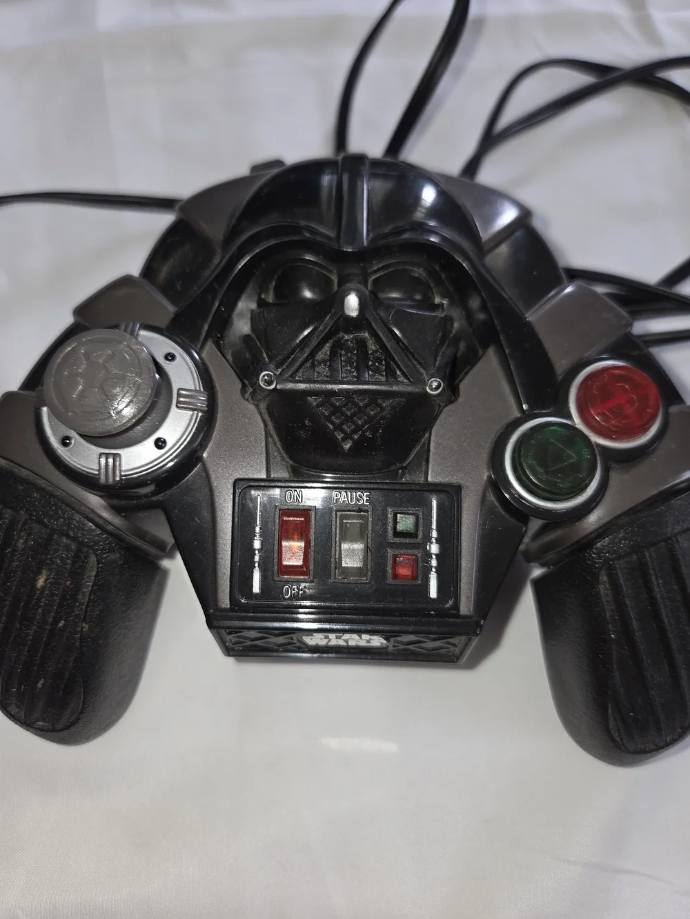 2005 Jakk’s Pacific Star Wars Darth Vader Plug & Play TV Game Controller